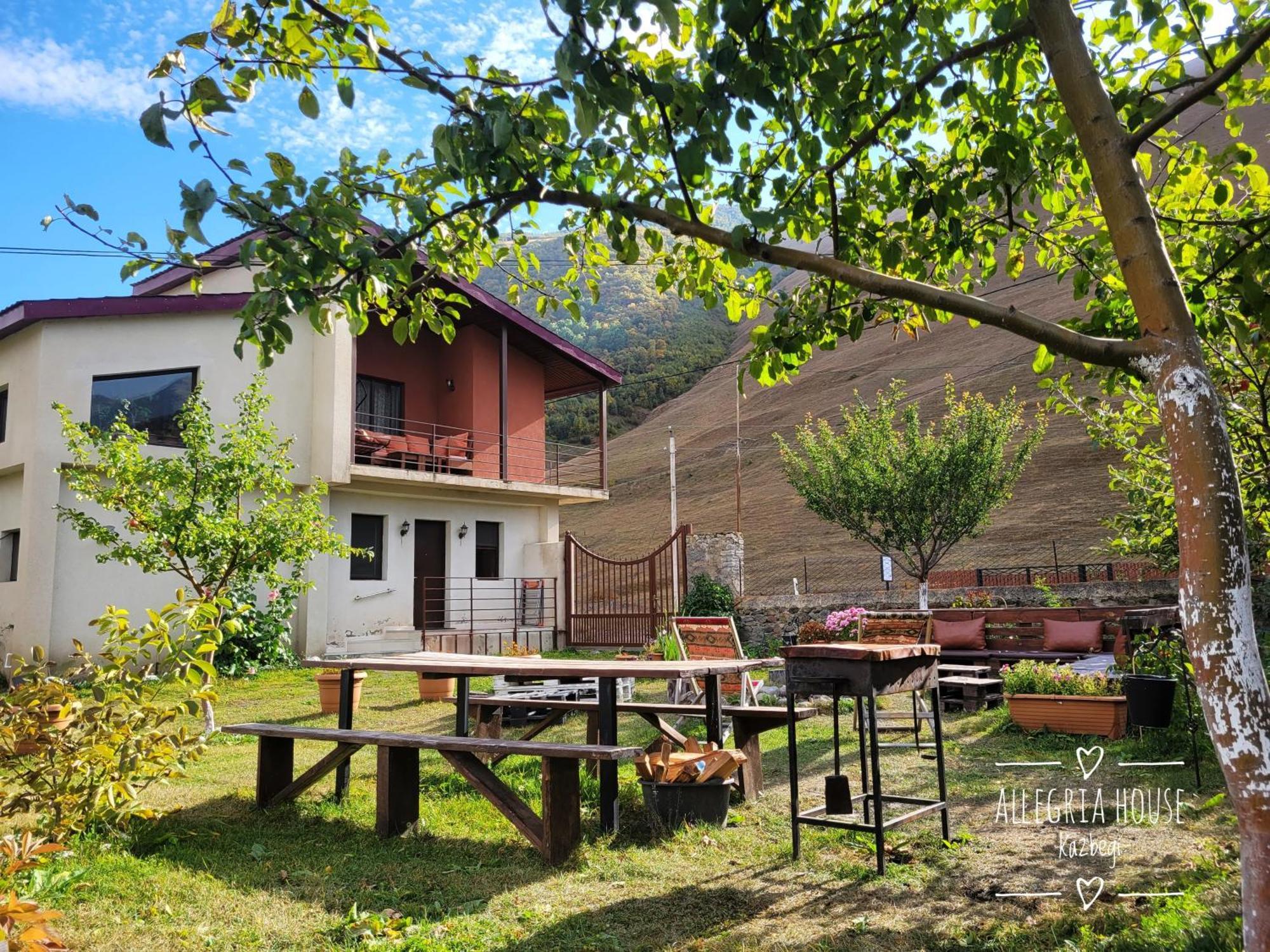 ---Allegria House--- Stepantsminda Exterior photo